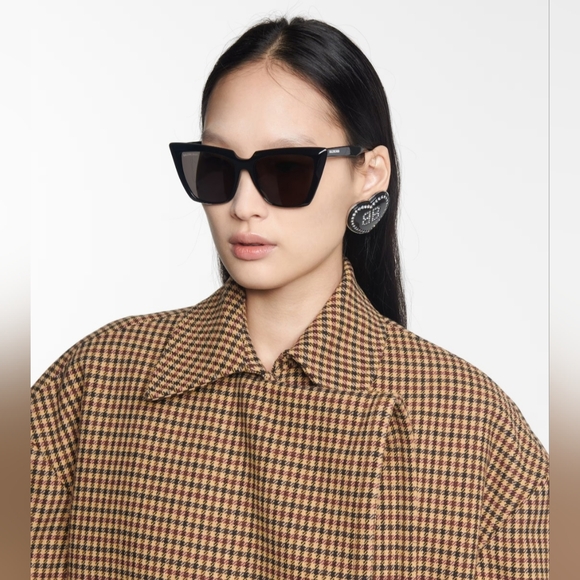 Balenciaga Sunglasses - Picture 14 of 14